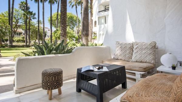 Sale of flat in Piso en Puerto Banús, Marbella, Marbella
thumbnail 2