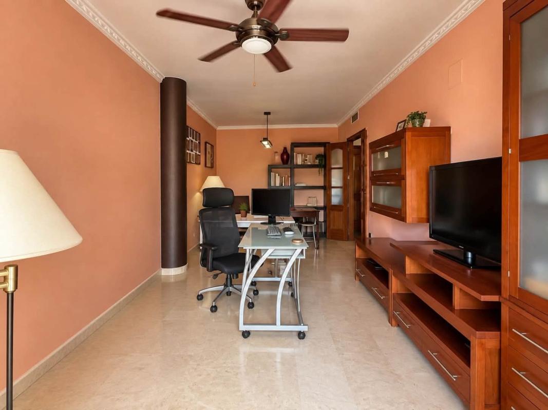 Venta de piso en Piso en Avenida Arias de Velasco, Santa Marta, Marbella, Marbella
photo 2