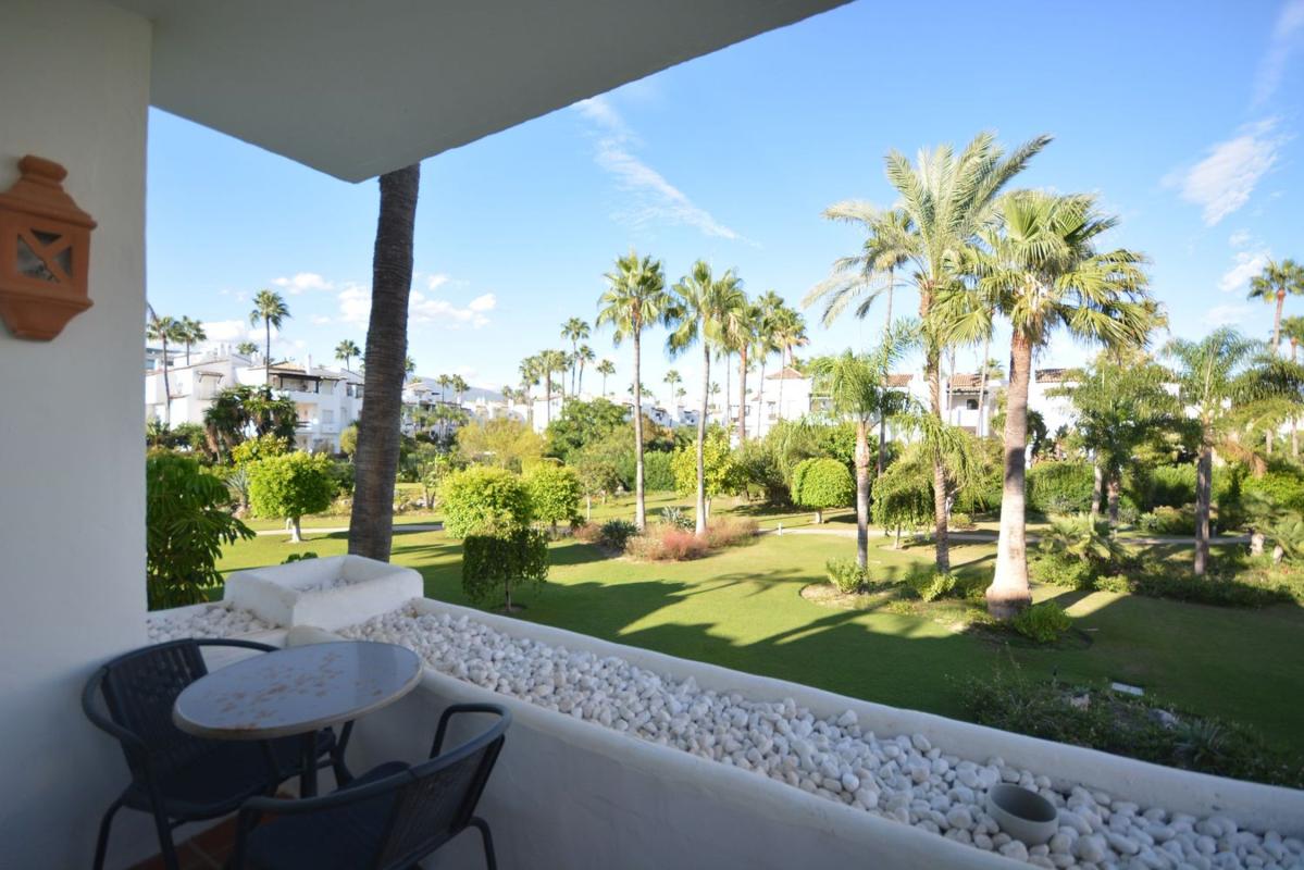 Продажа квартиры на Piso en Calle Trajano, 2, Villacana - Costalita - Saladillo, Estepona, Эстепона
photo 4