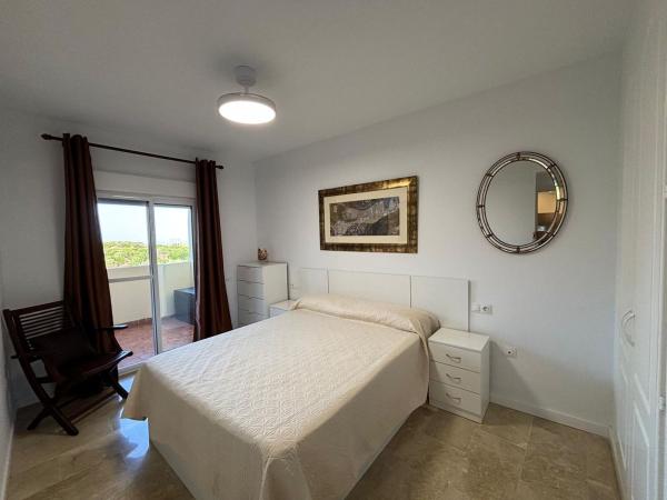 Sale of flat in Piso en Loma de Don Ciprián, 2, Chullera, Manilva, Manilva
photo 1