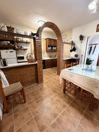 Chalet adosado en Calle Córdoba, Zona Cueva de Menga, Antequera photo 4