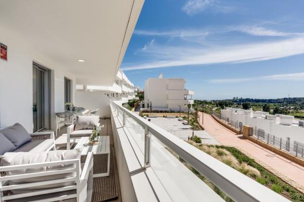 Продажа квартиры на Piso en Calle Islas Caimán, 14, Cancelada, Estepona, Эстепона
photo 1
