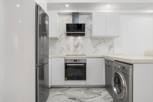 Sale of flat in Piso en Urbanizacion n Andalucia 19d, Las Brisas, Marbella, Marbella
thumbnail 3