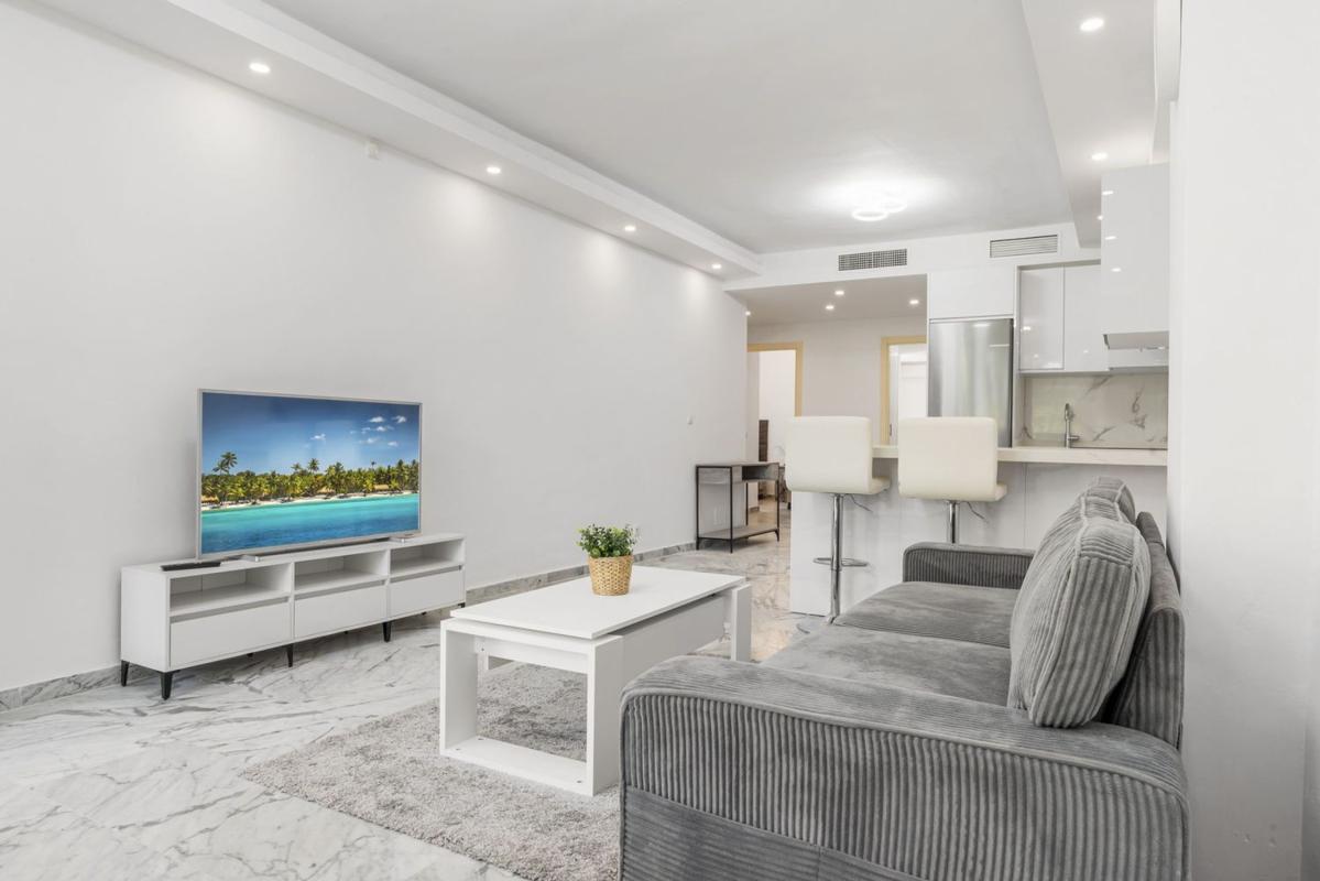 Venta de piso en Piso en Urbanizacion n Andalucia 19d, Las Brisas, Marbella, Marbella
photo 5