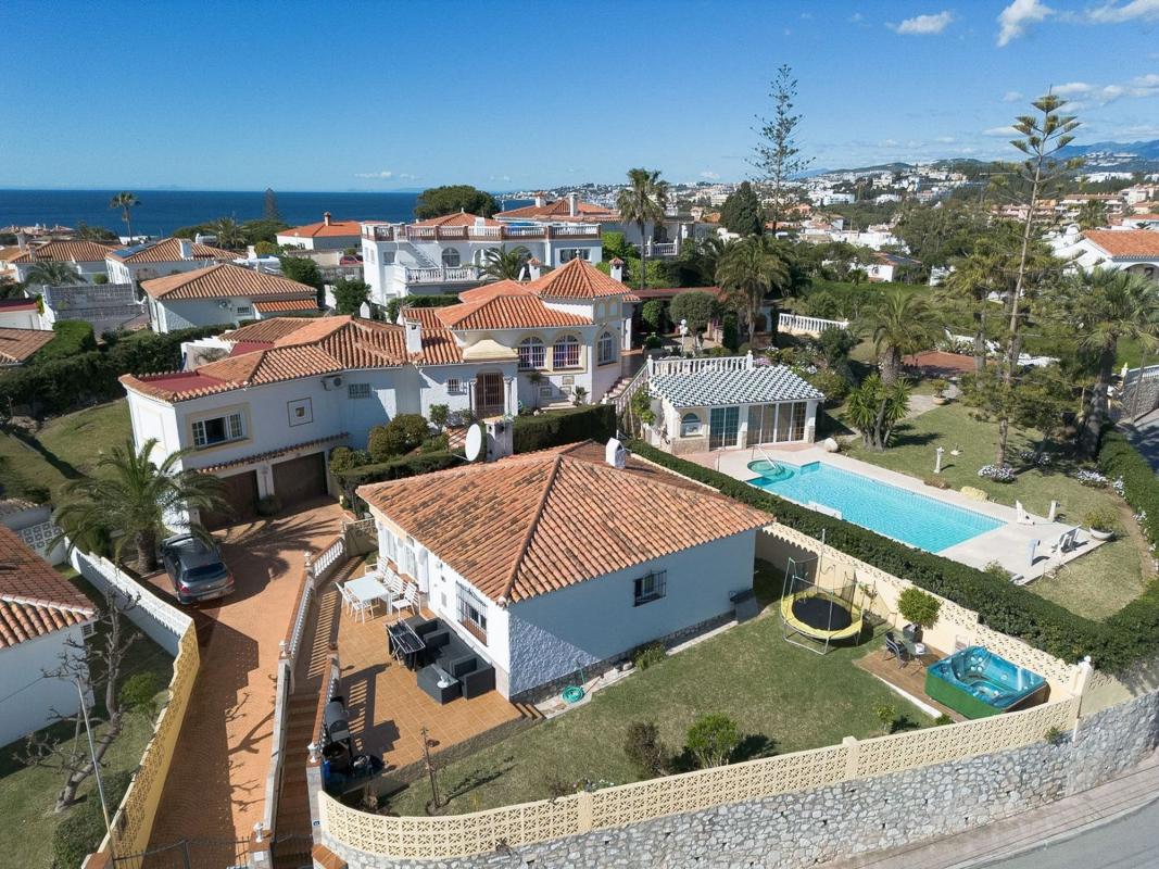 Продажа квартиры на Piso en Calle Mijas del Faro, Calaburra - Chaparral, Mijas, Михас
 photo 2