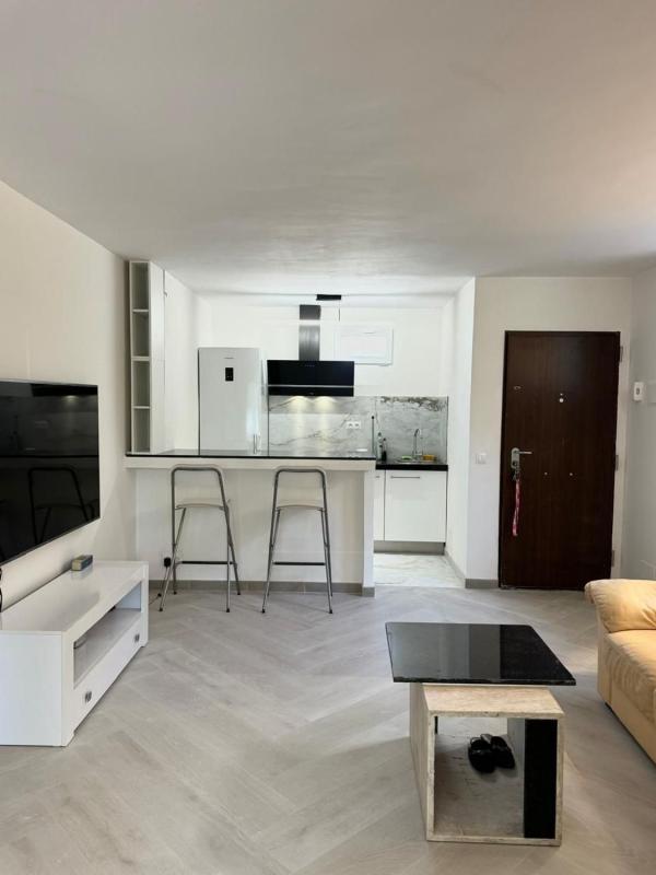 Venta de piso en Piso en Urbanizacion Hacienda Beach I, 1, El Velerín, Estepona, Estepona
photo 2