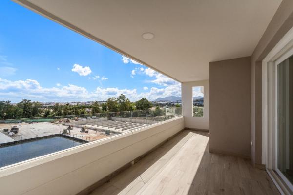 Sale of flat in Piso en Calle miguel debiles, Rodeo Alto-Guadaiza-La Campana, Marbella, Marbella
thumbnail 2