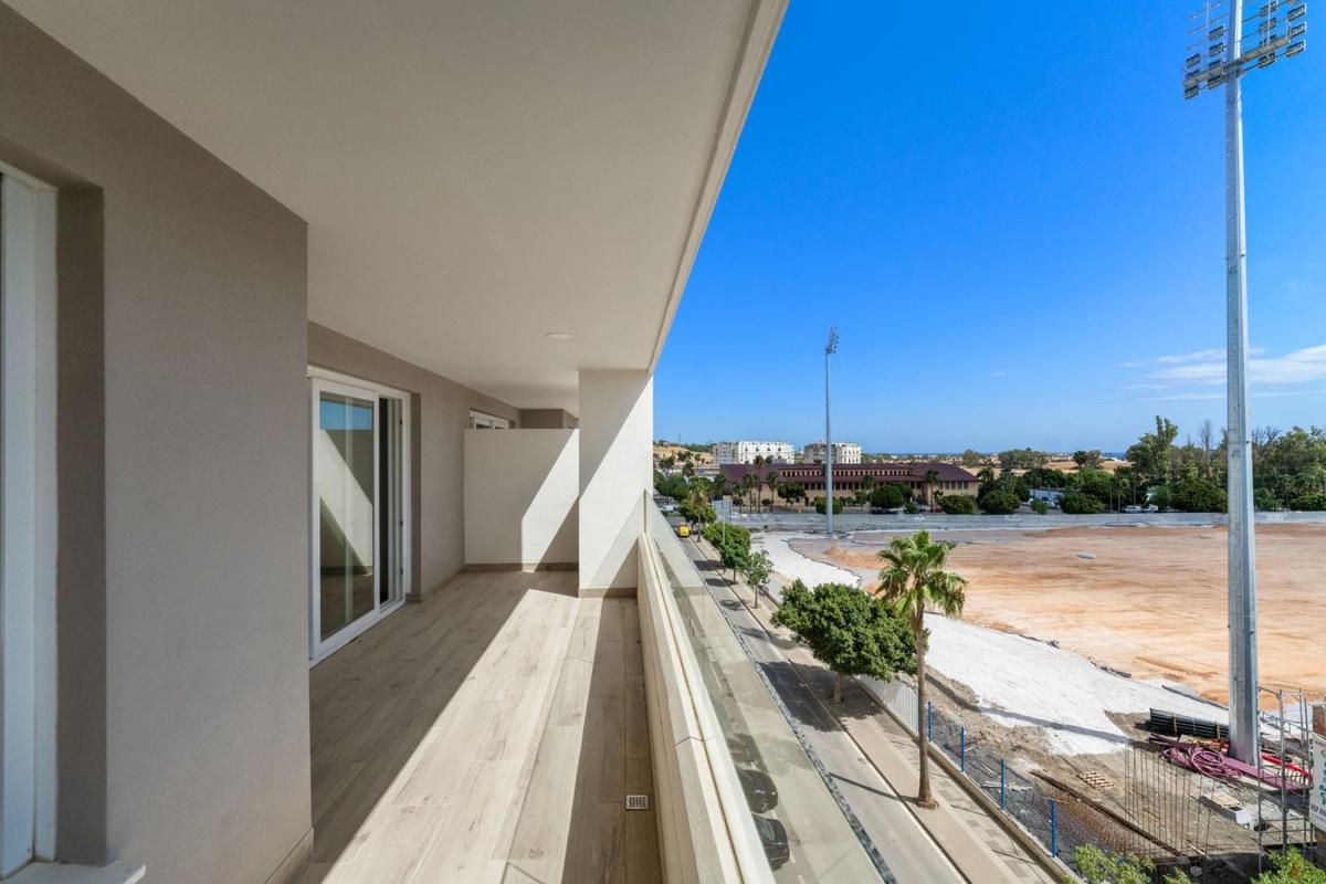 Продажа квартиры на Piso en Calle miguel debiles, Rodeo Alto-Guadaiza-La Campana, Marbella, Марбелла
 photo 4