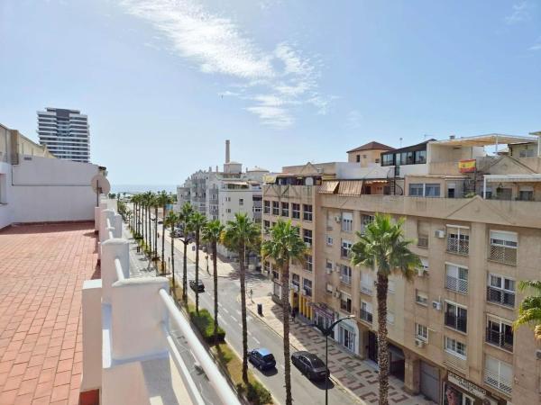 Ático en venta en  Ático en Avenida de Molière, Puerta Blanca - Almudena, Málaga, Málaga photo 4