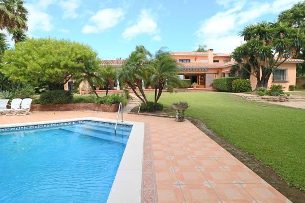 Casa o chalet independiente en Ojen De, Paraiso-Barronal, Estepona photo 1