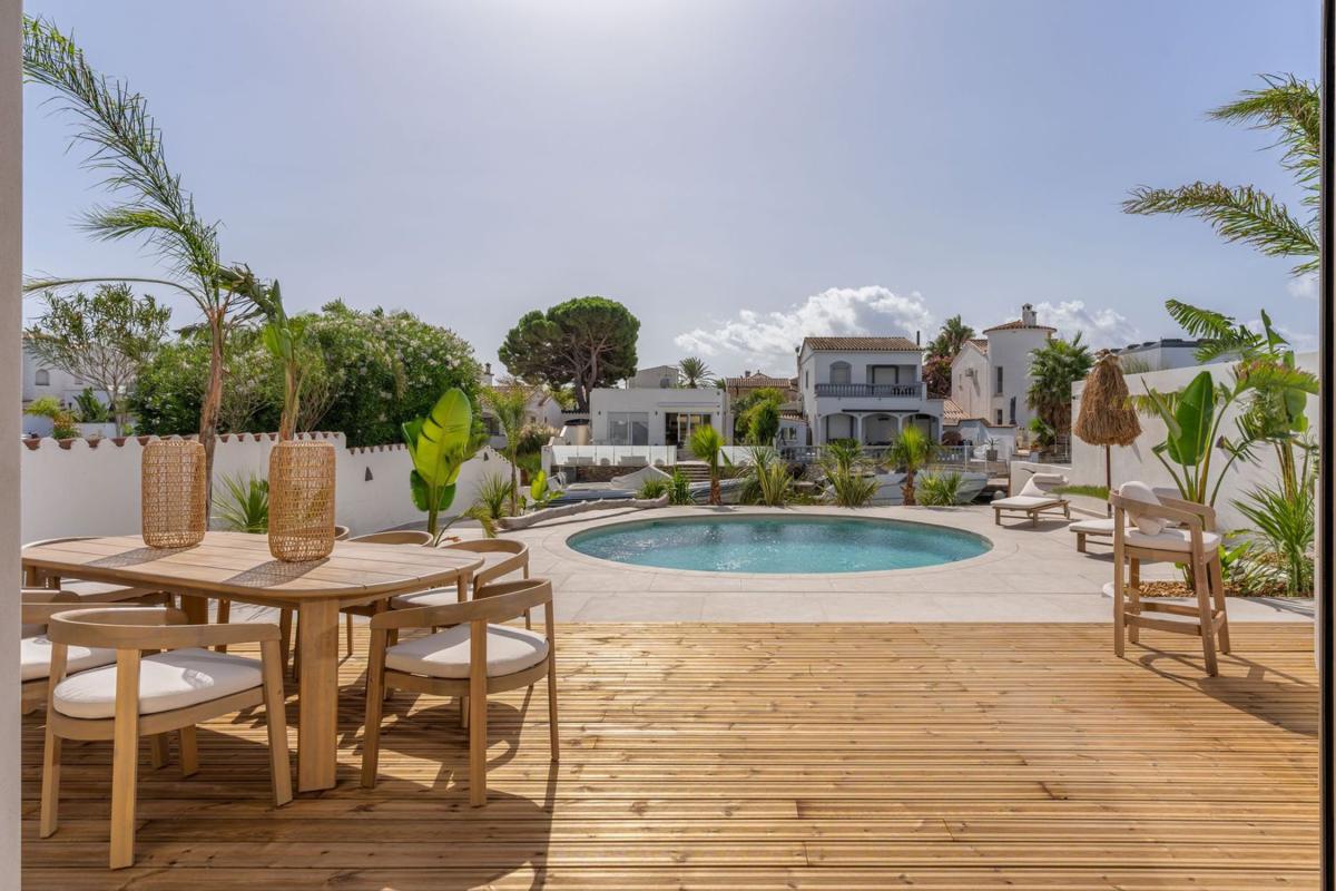 New construction Villa en Empuriabrava in Empuriabrava photo 3