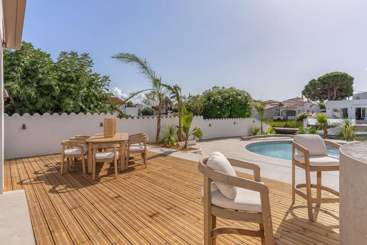 New construction Villa en Empuriabrava in Empuriabrava photo 5