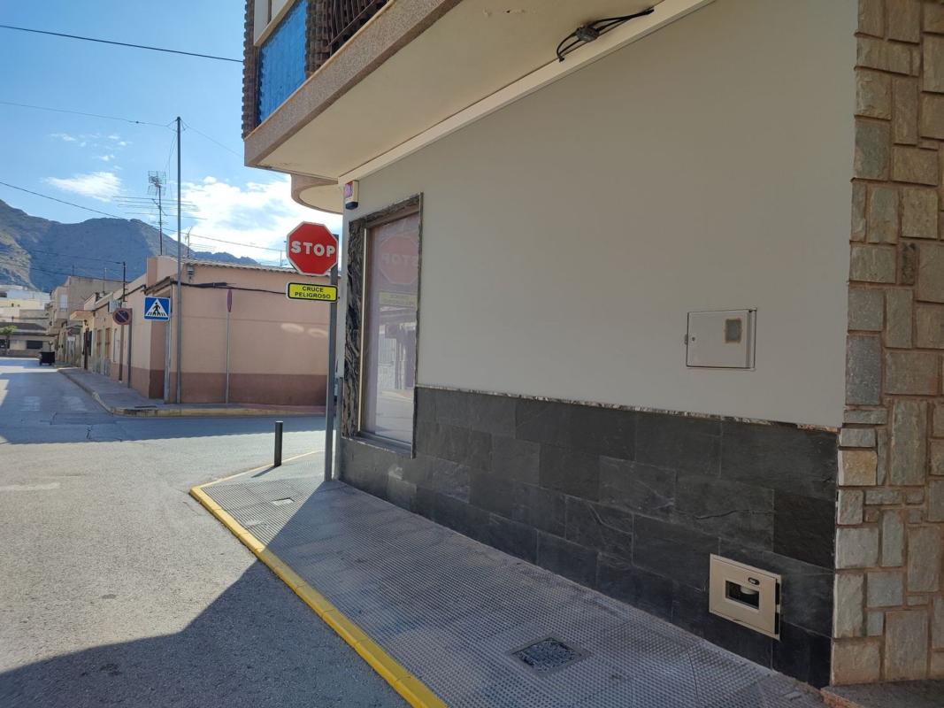 Propiedades en venta y alquiler en España photo 2
