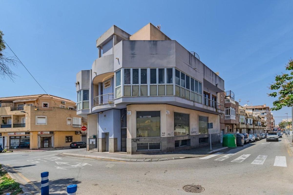Недвижимость на продажу и в аренду в Испании photo 3