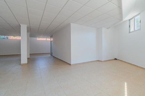 Local en Antonio Machado, Torrevieja photo 4