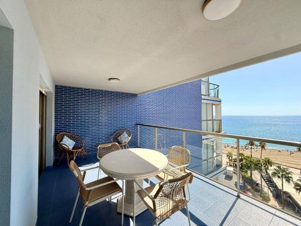 Продажа квартиры на Piso en Avenida Juan Carlos I, Playa de Fossa-Levante, Calpe, Кальпе
photo 1