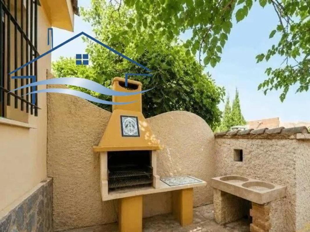 Properties for sale and rent in Spain photo 3