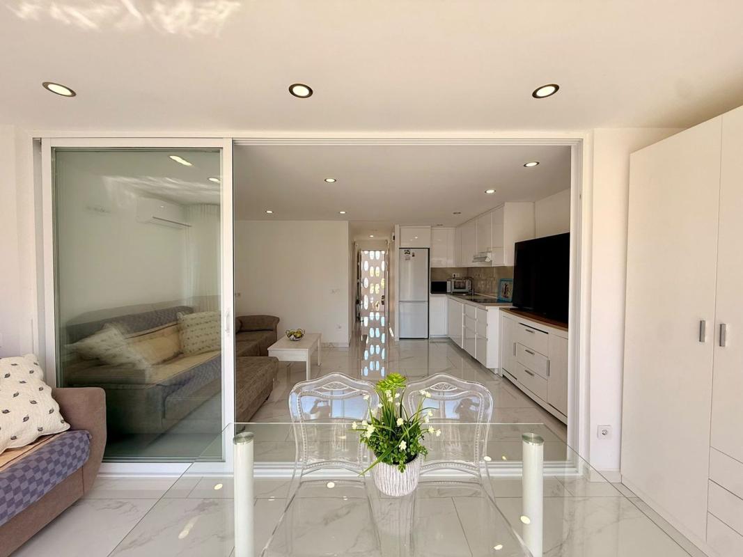 Продажа квартиры на Piso en Avenida de Montecarlo, Zona Sierra Helada, Benidorm, Бенидорм
 photo 5