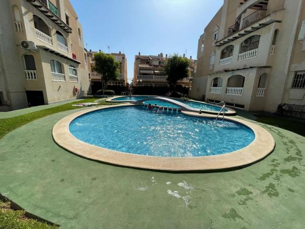 Продажа квартиры на Piso en Avenida Diego Ramírez Pastor, 235, Avenida Habaneras - Curva de Palangre, Torrevieja, Торревьеха
 photo 3