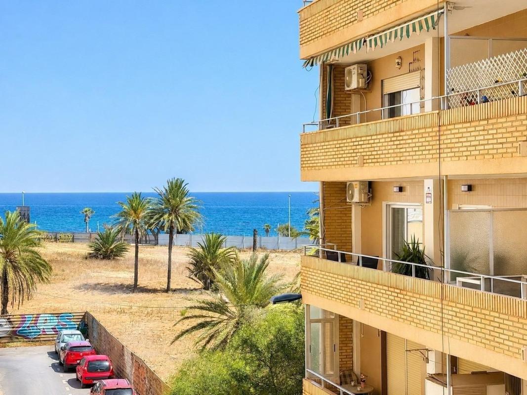 Sprzedaż mieszkania w Piso en Calle Goleta, 18, Playa del Cura, Torrevieja, Torrevieja
photo 1