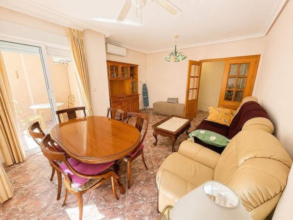 Sprzedaż mieszkania w Piso en Calle Goleta, 18, Playa del Cura, Torrevieja, Torrevieja
thumbnail 3