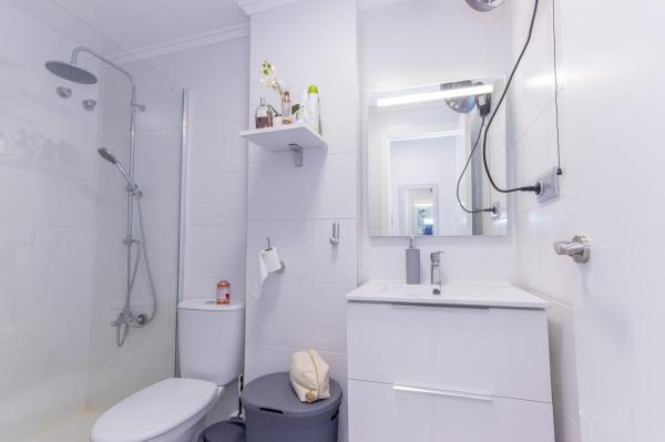 Sale of flat in Piso en Calle Bergantin, 38, Avenida Habaneras - Curva de Palangre, Torrevieja, Torrevieja
 photo 4