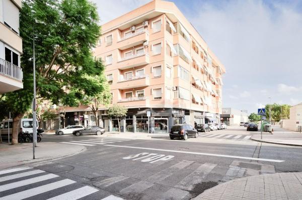 Sale of flat in Piso en Calle Salvalvador de Madari, Novelda, Novelda
photo 1
