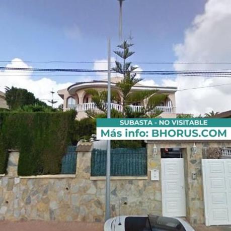 Casa o chalet independiente en Calle Covadonga, Los Balcones - Los Altos del Edén, Torrevieja thumbnail 2