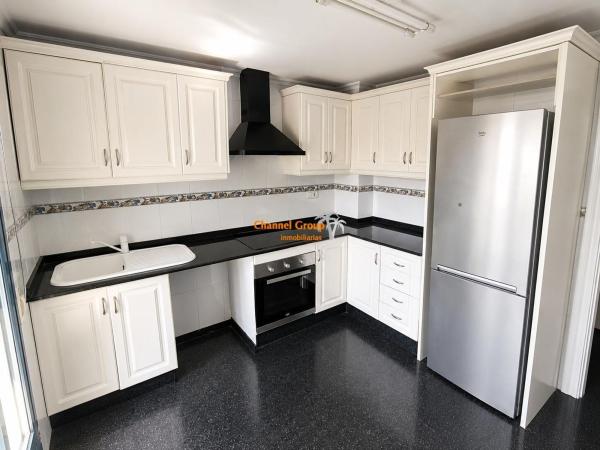Продажа квартиры на Piso en Carrús Oeste, Elche / Elx, Эльче / Эльх
 photo 1