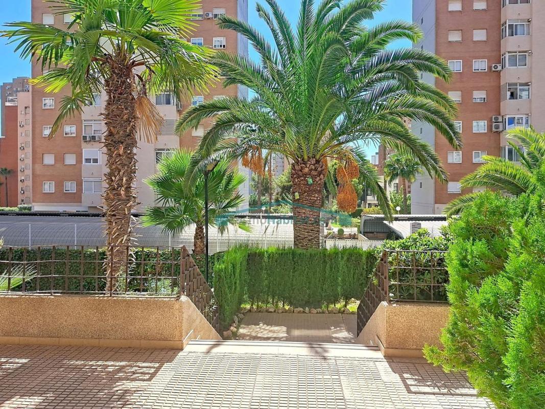 Venta de piso en Piso en Pueblo Levante, Benidorm, Benidorm
 photo 2