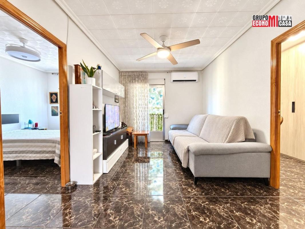 Venta de piso en Piso en Calle Ginés García Esquitino, Los Magros-Casablanca, Elche / Elx, Elche / Elx
photo 1
