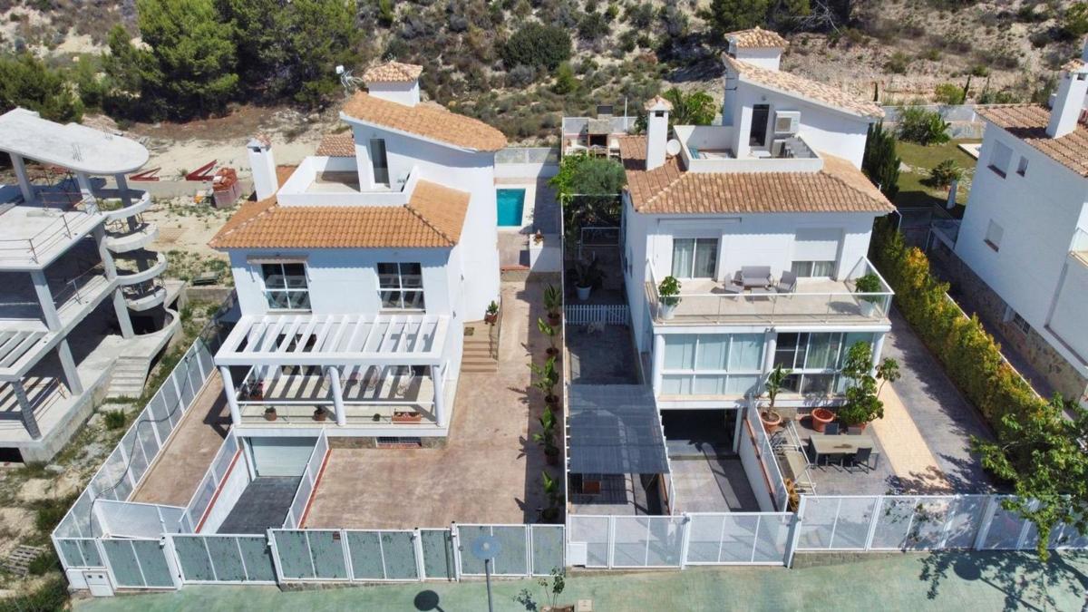 Venta de chalet independiente en Casa o chalet en Balcón de Finestrat-Terra Marina, Finestrat, Finestrat
photo 1