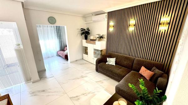 Chalet pareado en Calle Morera, 2, Cañada del Molino, Torrevieja photo 3