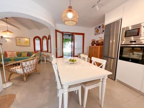 Chalet adosado en Camino Ample, 23, Les Rotes/Las Rotas, Denia thumbnail 3