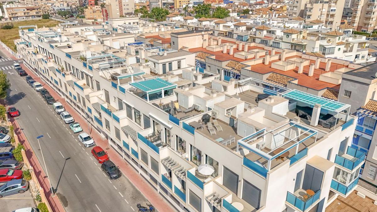 Venta de piso en Piso en Avenida Habaneras - Curva de Palangre, Torrevieja, Torrevieja
 photo 4