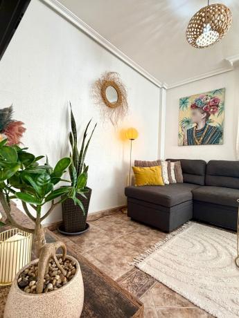 Chalet pareado en Calle Leman, 5, Zona Lago - Los Almendros, Orihuela photo 1