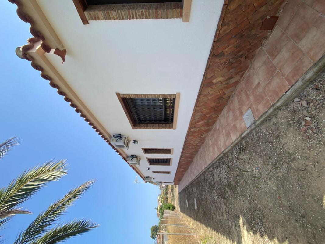 Properties for sale and rent in Spain photo 4