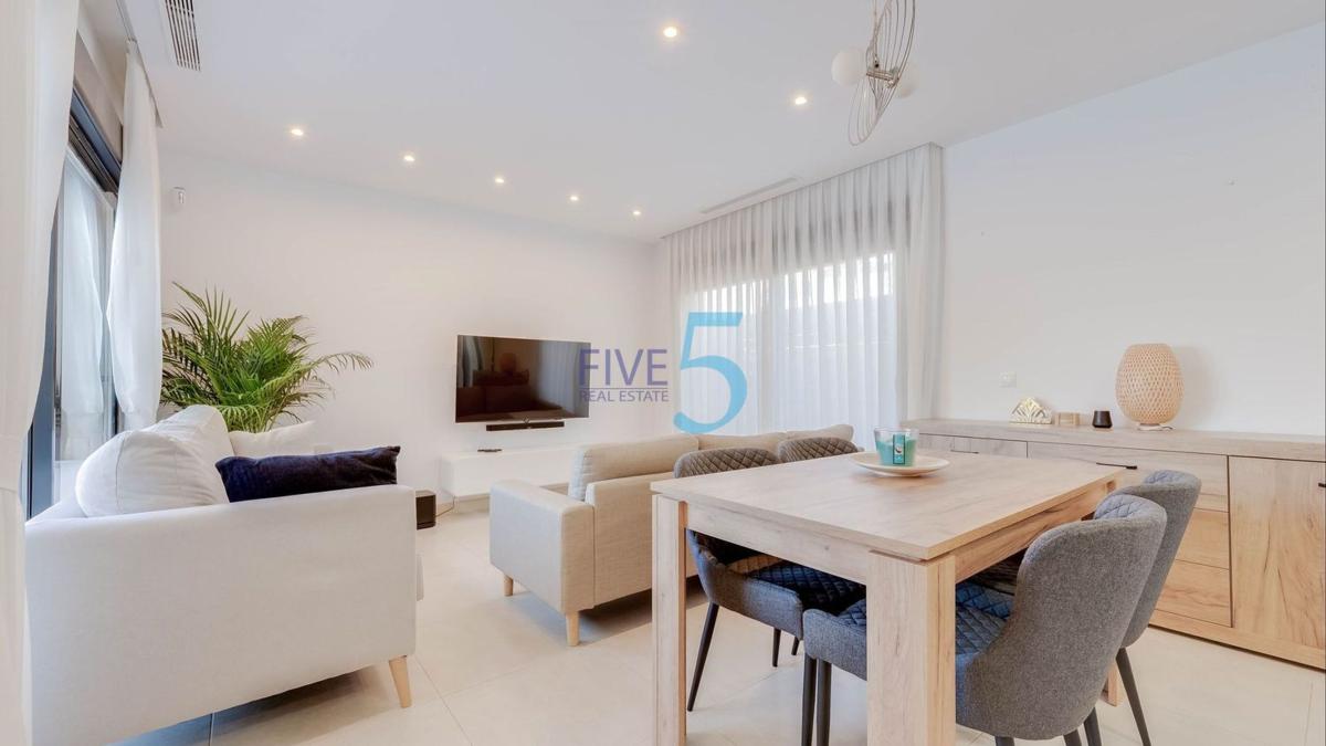 Продажа отдельного шале в  Casa o chalet en Benijofar, Бенихофар photo 3