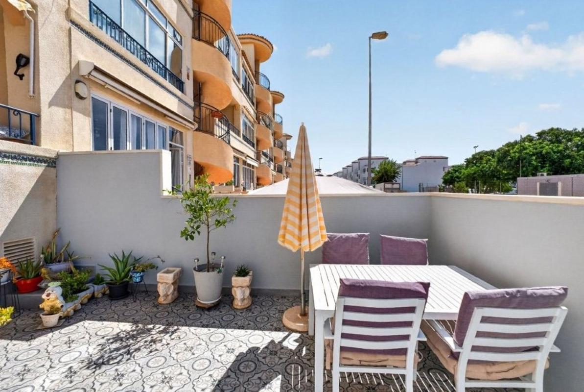 Venta de piso en Piso en Calle Rosa, 193, Los Balcones y los Altos, Orihuela, Orihuela
photo 4