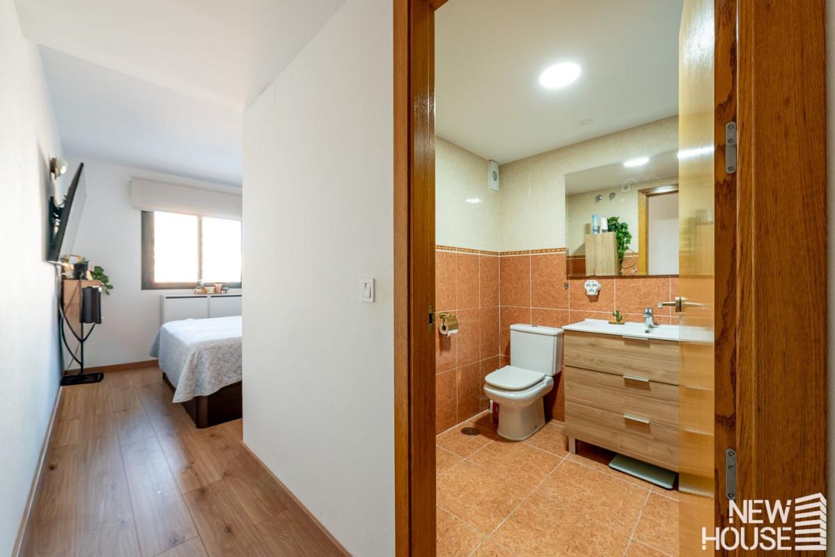 Venta de piso en Piso en Avenida Unicef, Benisaudet, Alicante / Alacant, Alicante / Alacant
 photo 5