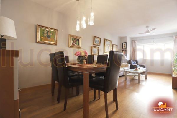 Sale of flat in Piso en Campoamor, Alicante / Alacant, Alicante
thumbnail 2