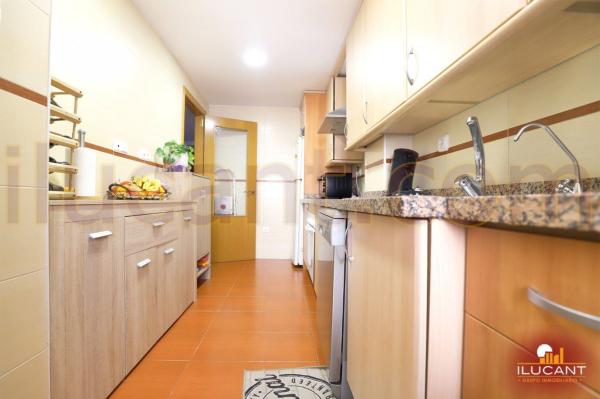 Sale of flat in Piso en Campoamor, Alicante / Alacant, Alicante
 photo 4
