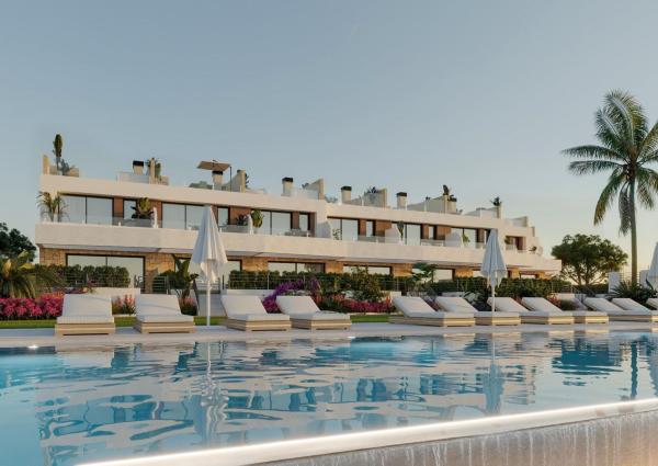 Chalet adosado en Pueblo Español - Coveta Fumá, El Campello thumbnail 2