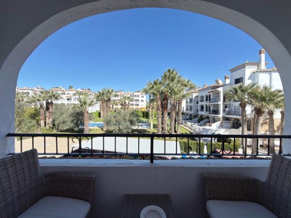 Venta de piso en Piso en Avenida de las Brisas, 117, Villamartín, Orihuela, Orihuela
photo 1