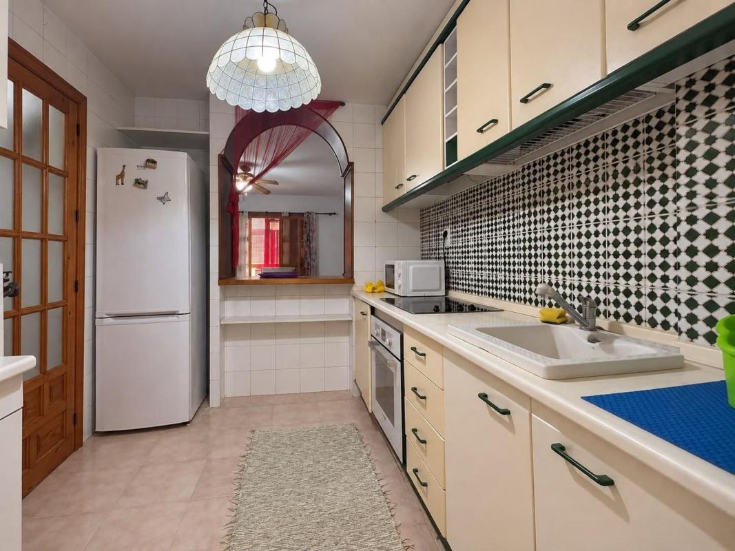 Venta de piso en Piso en Calle Finlandia, 3, Playa de los Locos, Torrevieja, Torrevieja
photo 4