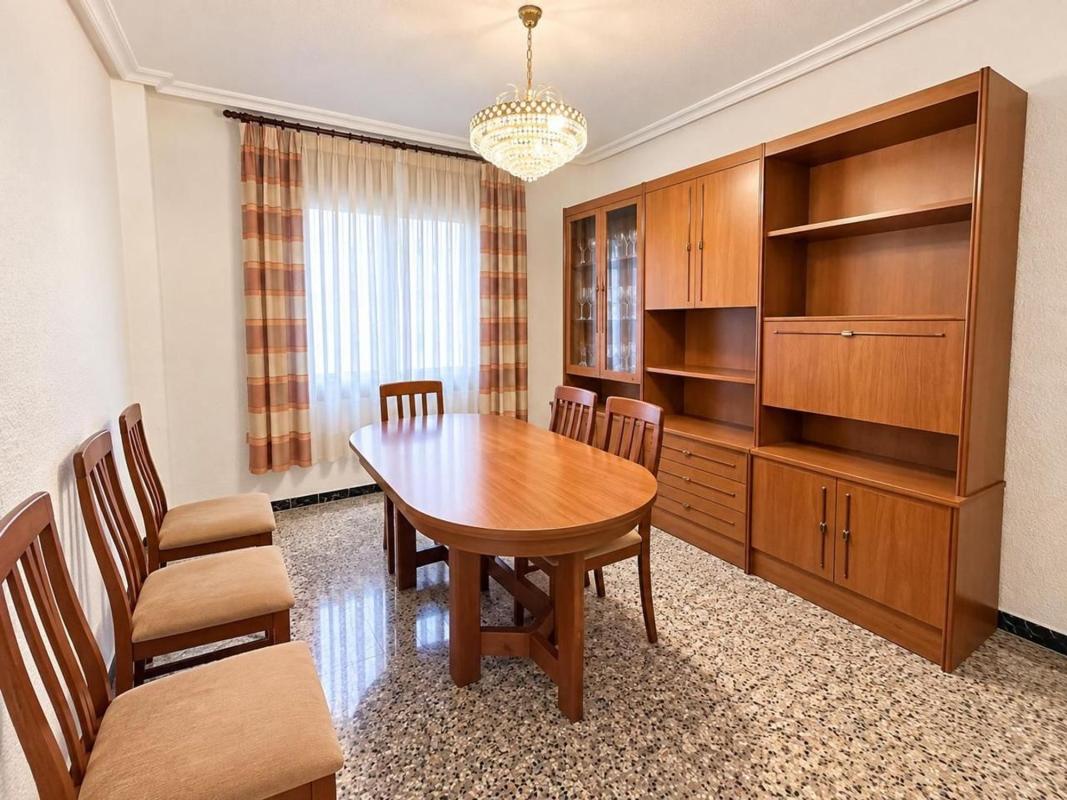 Venta de piso en Piso en Reina Victoria-Miguel Hernández, Elche / Elx, Elche / Elx
photo 4