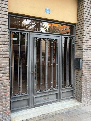 Продажа квартиры на Piso en Avenida Conde de Lumiares, Altozano, Alicante / Alacant, Аликанте / Алакант
 photo 2