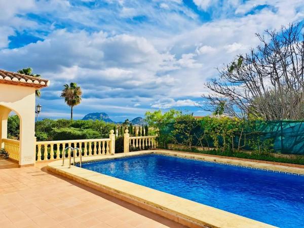 Casa o chalet independiente en Calle de la Dàlia, Beniarbeig photo 1