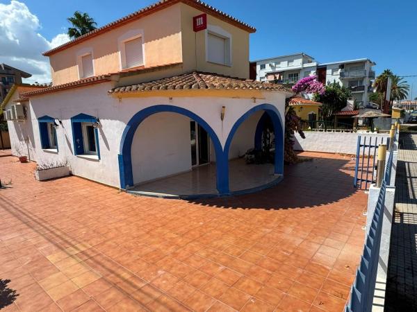 Casa o chalet independiente en Les Bovetes-La Felicidad, Denia photo 1