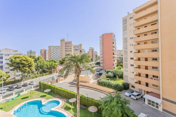 Sale of flat in Piso en Calle la Melva, 3, Cabo de las Huertas, Alicante / Alacant, Alicante
thumbnail 2